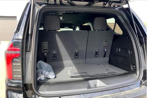 2025 Chevrolet Tahoe LS