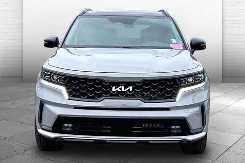 Wolf Gray 2023 Kia Sorento SX