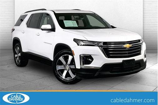 2023 Chevrolet Traverse LT Leather