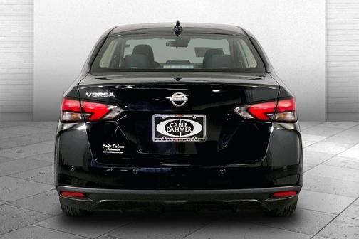 Black 2025 Nissan Versa 1.6 SV