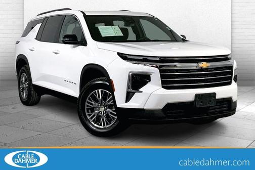 2024 Chevrolet Traverse LT