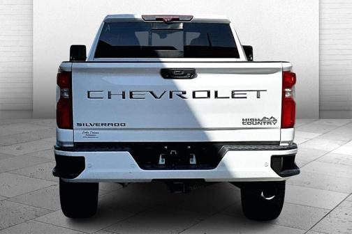 Summit White 2021 Chevrolet Silverado 2500 High Country