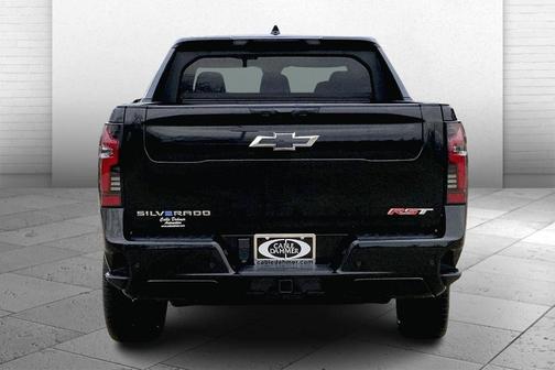 2025 Chevrolet Silverado EV RST