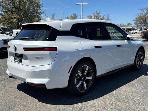 2026 BMW iX xDrive45