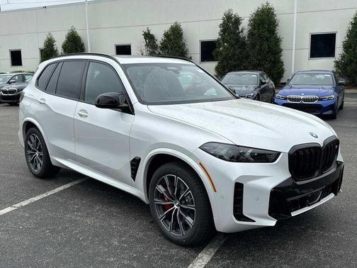 2026 BMW X5 M60i