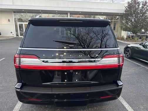 2018 Lincoln Navigator Select