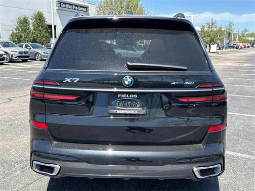 2025 BMW X7 xDrive40i