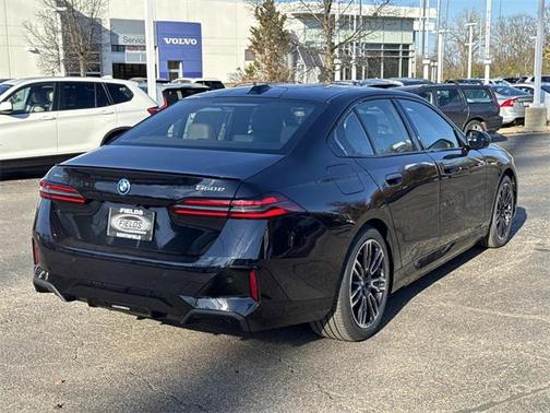 2026 BMW 550e xDrive