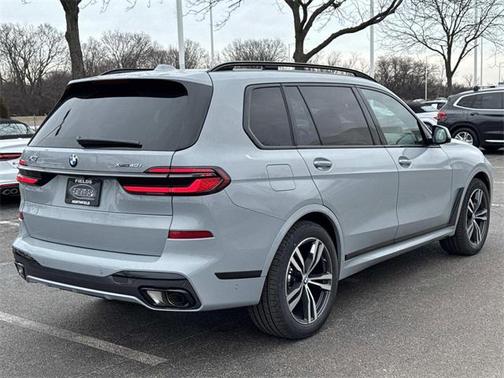 2026 BMW X7 xDrive40i
