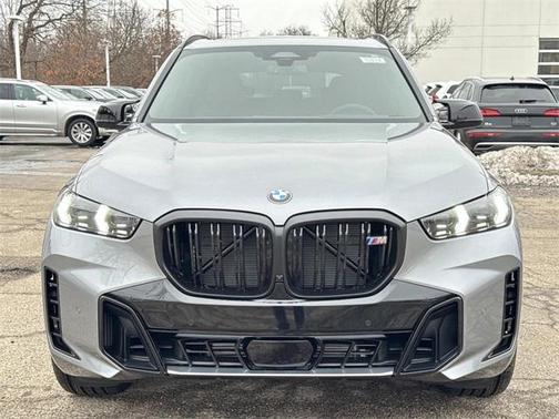 2026 BMW X5 M60i