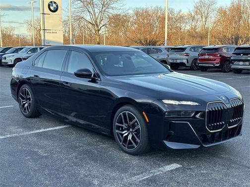 2026 BMW 750e i xDrive