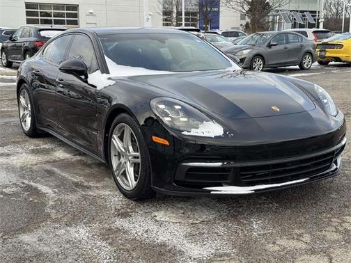2019 Porsche Panamera 4