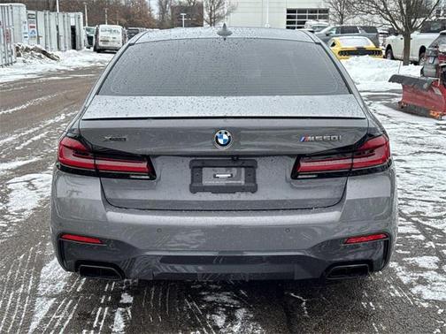 2022 BMW M550 i Xdrive