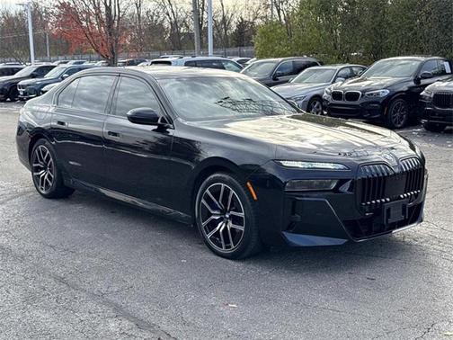 2023 BMW 760 i xDrive