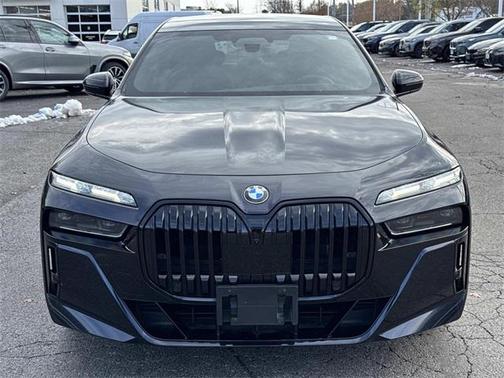 2023 BMW 760 i xDrive