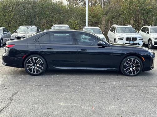 2023 BMW 760 i xDrive