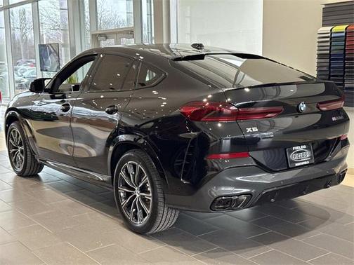 2026 BMW X6 M60i