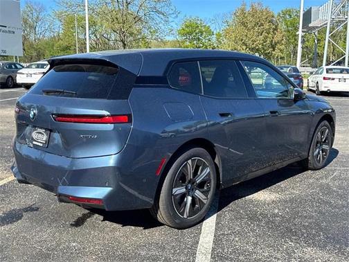 2026 BMW iX xDrive45