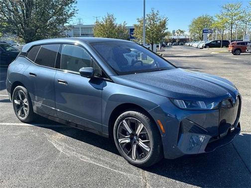 2026 BMW iX xDrive45