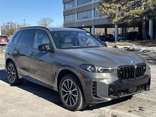 2026 BMW X5 M60i