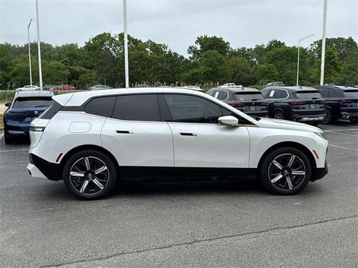 2023 BMW iX xDrive50