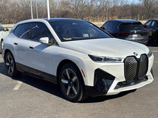 2023 BMW iX xDrive50