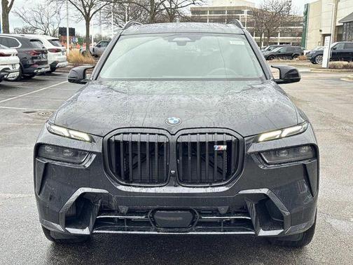 2026 BMW X7 M60i