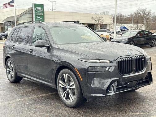 2026 BMW X7 M60i