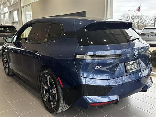 2025 BMW iX xDrive50