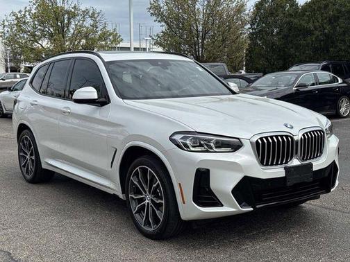 Mineral White Metallic 2023 BMW X3 xDrive30i