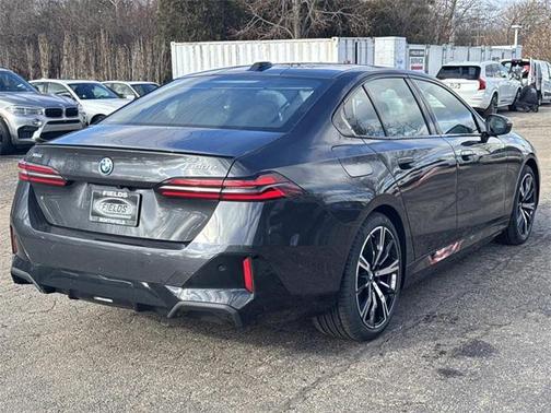 2026 BMW 550e xDrive