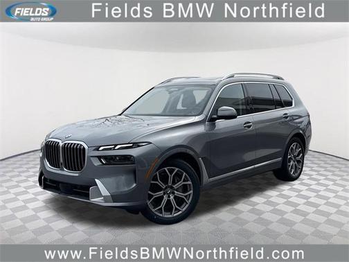 2025 BMW X7 xDrive40i