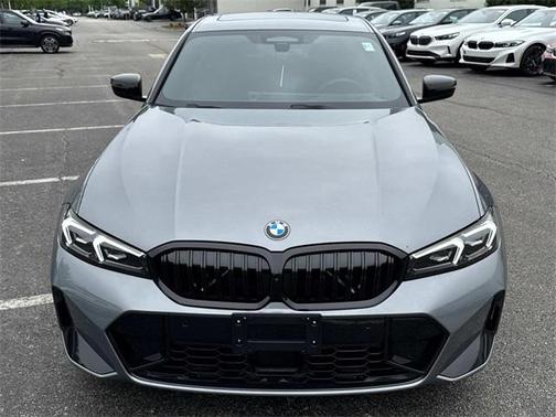2025 BMW 330 i xDrive
