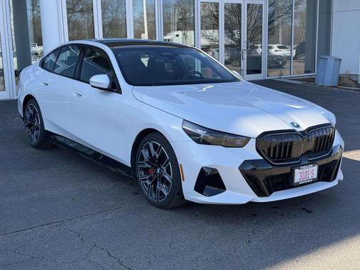 2026 BMW 550e xDrive