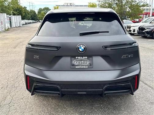 2026 BMW iX M70