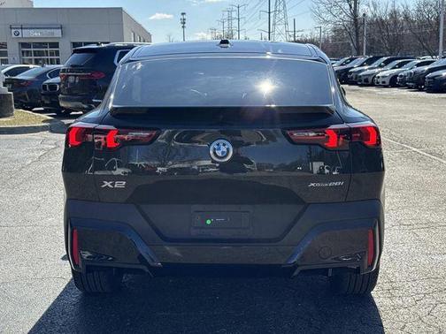 2025 BMW X2 xDrive28i
