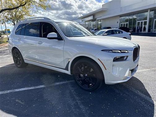 2023 BMW X7 xDrive40i