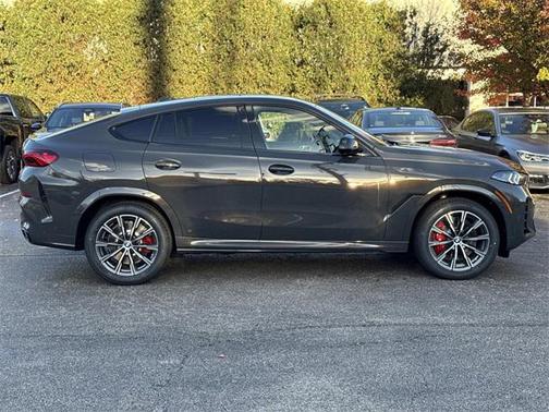 2026 BMW X6 M60i