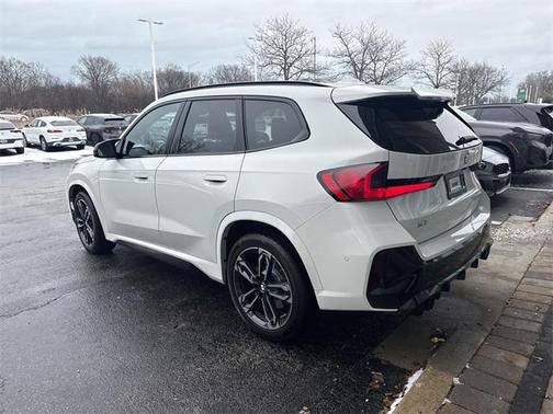 2025 BMW X1 M35i