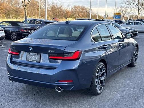 2026 BMW 330 i xDrive