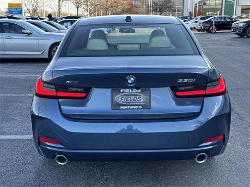 2026 BMW 330 i xDrive