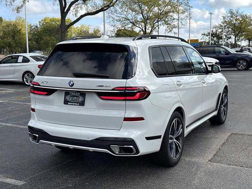 2026 BMW X7 xDrive40i