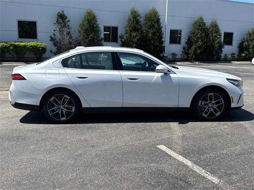 2026 BMW 530 i xDrive