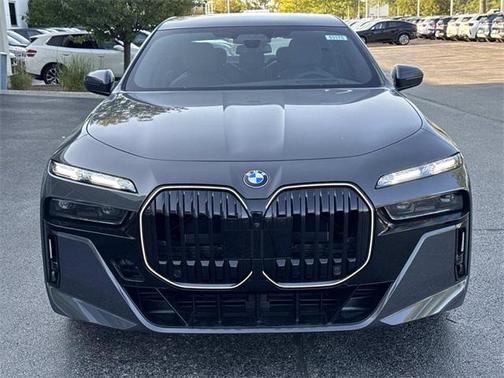 2025 BMW 760 i xDrive