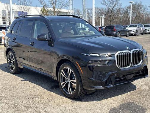 Black Sapphire Metallic 2026 BMW X7 xDrive40i