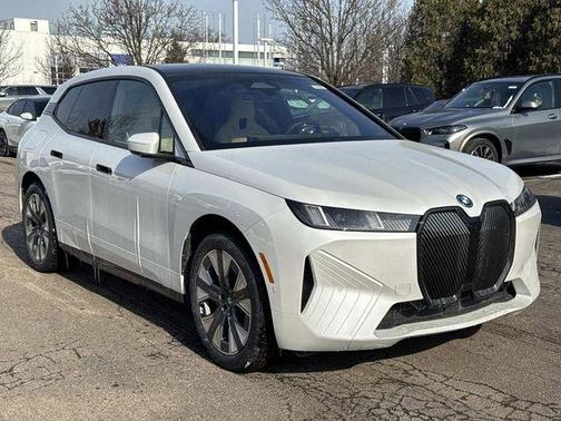 2026 BMW iX xDrive60