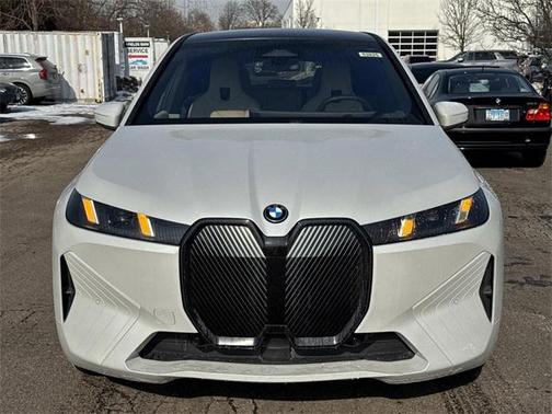 2026 BMW iX xDrive60