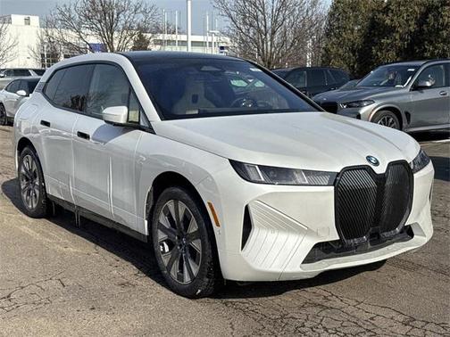 2026 BMW iX xDrive60
