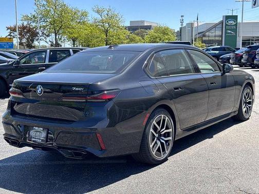 Black Sapphire Metallic 2026 BMW 760 xDrive