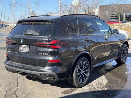 2026 BMW X5 M60i